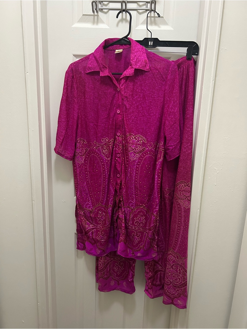 Women's Fuchsia Button-Down Shirt - Elegant Print